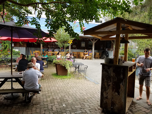 Barbecue Restaurant «Hubba Hubba Smokehouse», reviews and photos, 2724 Greenville Hwy, Flat Rock, NC 28731, USA