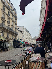 Atmosphère du Restaurant LE CENTRAL - PARIS - n°2