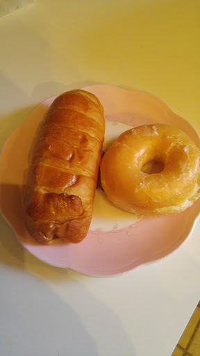 Donut Shop «S H Donuts», reviews and photos, 5313 Manor Rd, Austin, TX 78723, USA