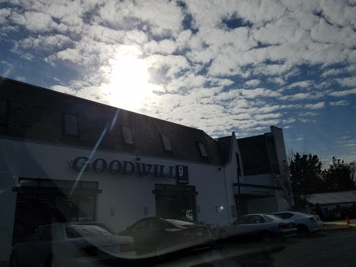 Thrift Store «Goodwill Retail Store & Donation Center», reviews and photos