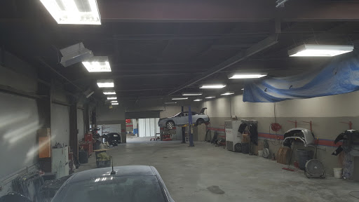 Auto Body Shop «Canton Auto Body», reviews and photos, 1027 Turnpike St, Canton, MA 02021, USA
