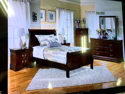 Furniture Store «Real Deals on Furniture», reviews and photos, 21 Cobb St, Jefferson, GA 30549, USA