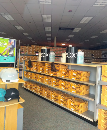 Shoe Store «Shoe Carnival», reviews and photos, 360 Silhavy Rd, Valparaiso, IN 46383, USA