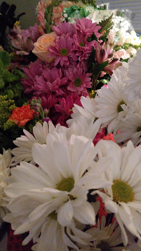 Florist «Flowerama», reviews and photos, 7584 Pearl Rd, Cleveland, OH 44130, USA