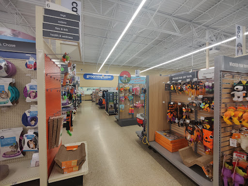 Pet Supply Store «PetSmart», reviews and photos, 128 Bailey Farm Rd, Monroe, NY 10950, USA