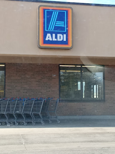 Supermarket «ALDI», reviews and photos, 3043 Gender Rd, Reynoldsburg, OH 43068, USA