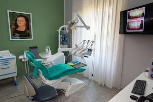 Studio Dentistico Caputo - Studio di Igiene Dentale Vellotti image