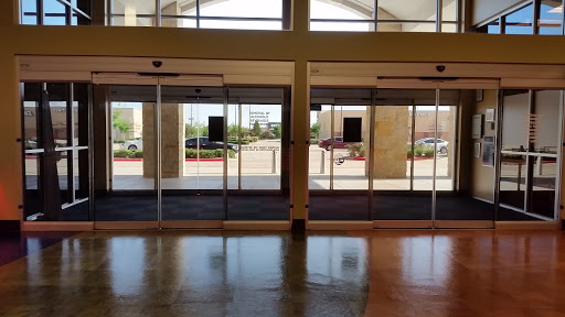 Restaurant «Main Event Entertainment», reviews and photos, 24401 Katy Fwy, Katy, TX 77493, USA