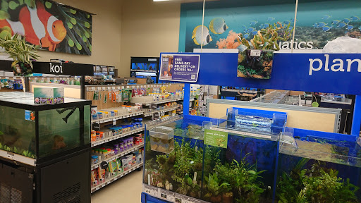 Pet Supply Store «Petco Animal Supplies», reviews and photos, 3401 Pineville-Matthews Rd, Charlotte, NC 28226, USA