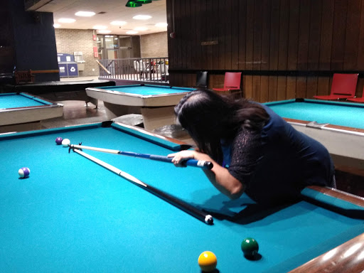 Bowling Alley «UIC Bowling Alley», reviews and photos, 750 S Halsted St, Chicago, IL 60607, USA