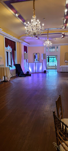 Banquet Hall «Chateau at Coindre Hall», reviews and photos, 101 Browns Rd, Huntington, NY 11743, USA