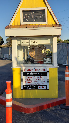 Drive-in Movie Theater «Sunset Drive-In», reviews and photos, 255 Elks Ln, San Luis Obispo, CA 93401, USA