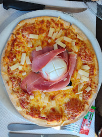 Pizza du Restaurant La Voile Blanche à Portiragnes - n°3