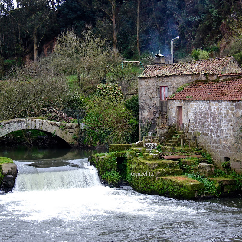 Ponte Medieval sobre o Rio Este