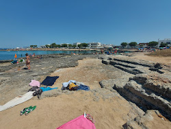 Photo de Scoglio del Cavallo - Torre Santa Sabin zone des équipements
