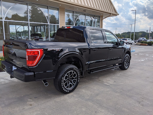 Ford Dealer «Liberty Ford Solon», reviews and photos, 32811 Aurora Rd, Solon, OH 44139, USA