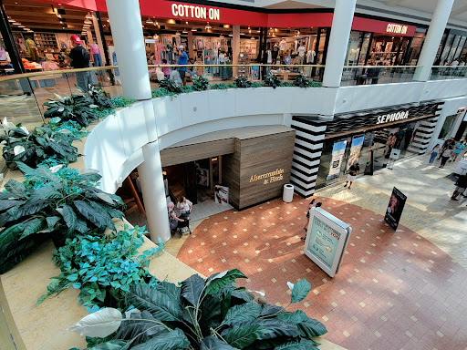 Shopping Mall «Scottsdale Fashion Square», reviews and photos, 7014 E Camelback Rd, Scottsdale, AZ 85251, USA