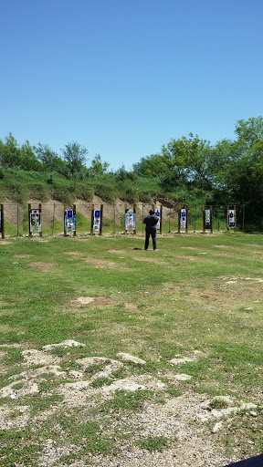 Gun Shop «Dietz Gun Shop & Range Inc», reviews and photos, 421 Range Rd, New Braunfels, TX 78132, USA