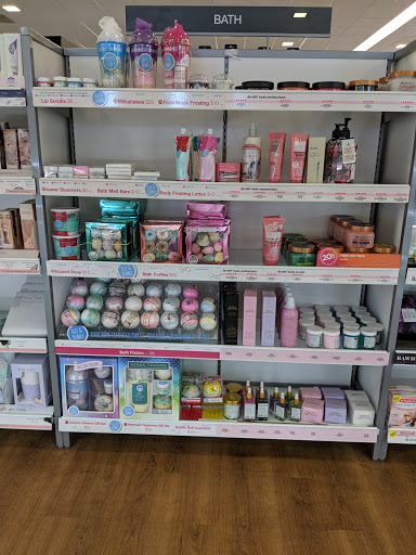 Hair Salon «Ulta Beauty», reviews and photos, 388 Cox Creek Pkwy, Florence, AL 35630, USA