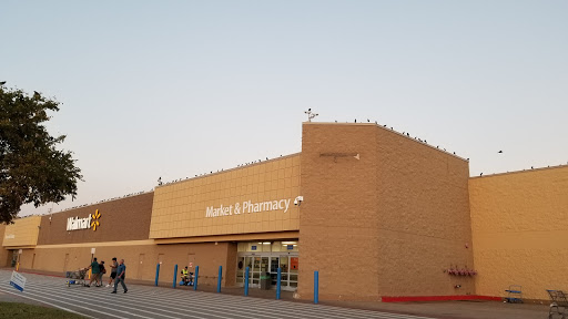 Department Store «Walmart Supercenter», reviews and photos, 930 N Walnut Creek Dr #800, Mansfield, TX 76063, USA