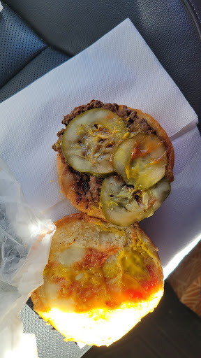 Hamburger Restaurant «Hunter House Hamburgers», reviews and photos, 35075 Woodward Ave, Birmingham, MI 48009, USA