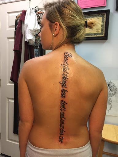 Explore around the knee tattoo ideas, creative tattoo ideas in Brunswick, available at Blue Fin Tattoos