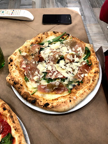 Pizzeria Mario & Ma Via Galileo Galilei, 55, 80022 Arzano NA, Italia