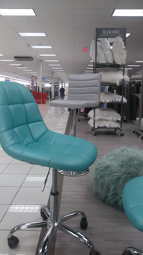 Clothing Store «Burlington Coat Factory», reviews and photos, 600 Northtown Dr, Blaine, MN 55434, USA