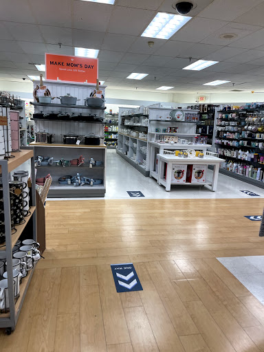 Department Store «Marshalls», reviews and photos, 3855 E Foothill Blvd, Pasadena, CA 91107, USA