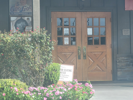 American Restaurant «Cracker Barrel Old Country Store», reviews and photos, 110 Bass Pro Drive, Harlingen, TX 78552, USA