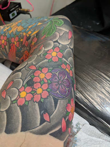 Tattoo Shop «Electric Tattoo», reviews and photos, 605 Lake Ave, Asbury Park, NJ 07712, USA