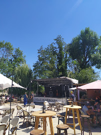 Atmosphère du Restaurant La Terrasse du Moulin de Nemours - n°5