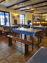 Atmosphère du Restaurant Le Café du Port | La Forêt-Fouesnant à La Forêt-Fouesnant - n°5