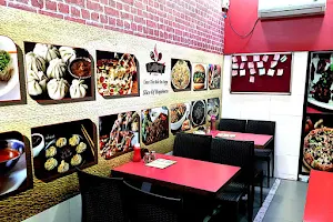 Lollipop Pizza | Pizza, Momos,Chinese, Fast Food | Veg & Non veg Restaurant image