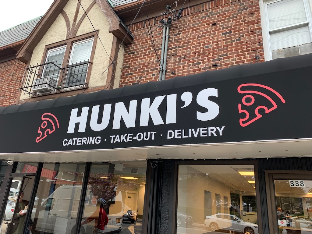 Hunki's Pizza Bar 11598