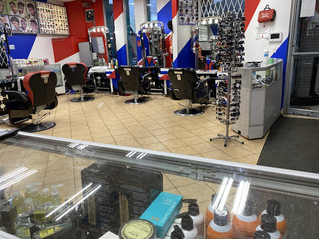 Johnnie Barber Shop