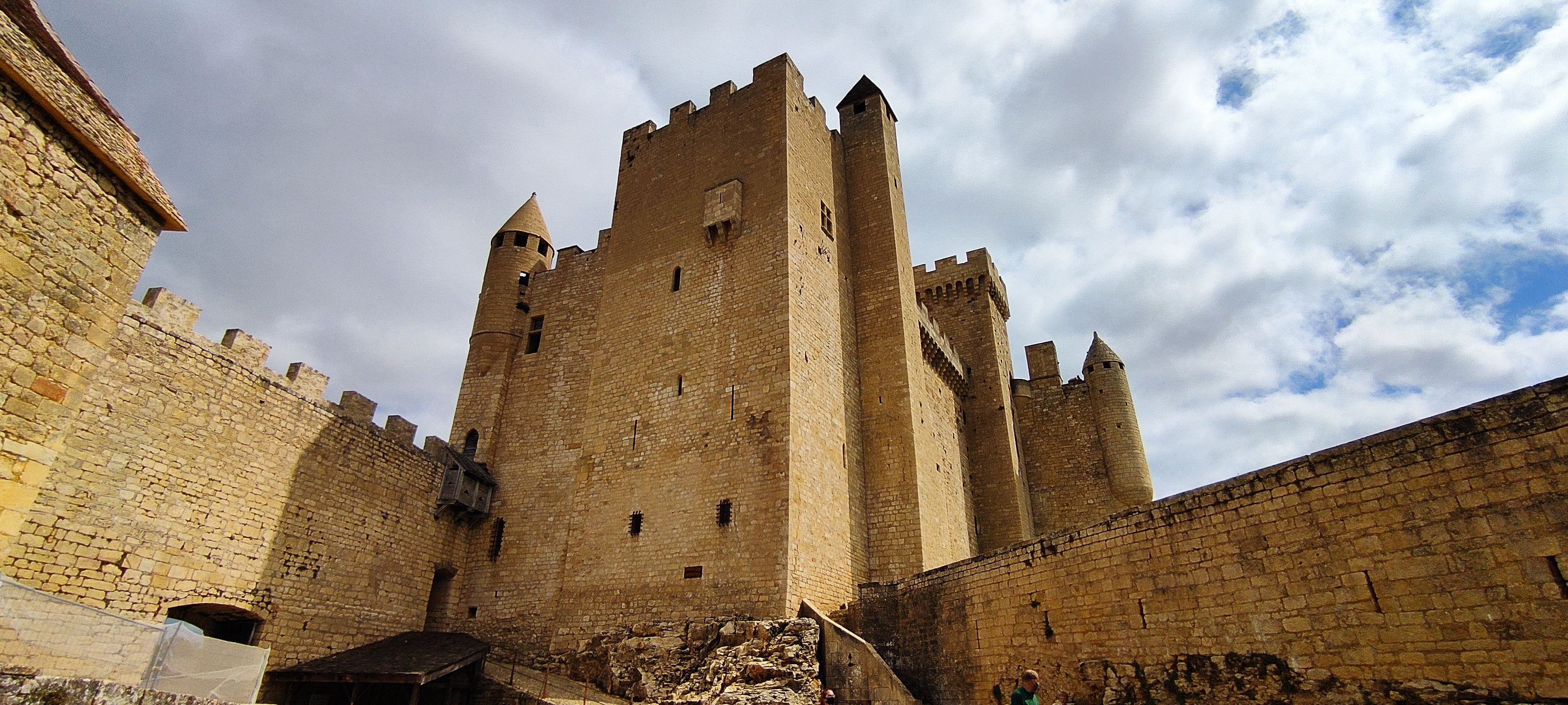 Photo n° 50 de l'avis de Loack.i fait le 19/08/2021 à 21:17