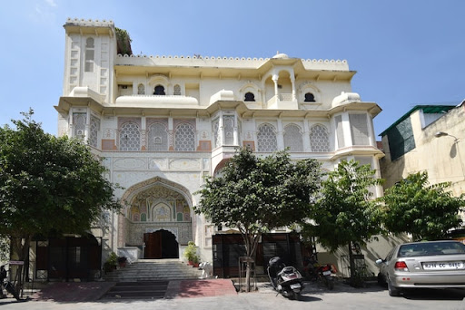 कैपिटल O 6669 होटल जयपुर क्वीन
