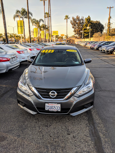 Used Car Dealer «Hertz Car Sales Costa Mesa», reviews and photos, 3130 Harbor Blvd, Costa Mesa, CA 92626, USA