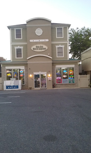 Liquor Store «Old Ice House Liquors», reviews and photos, 37235 Rehoboth Ave, Rehoboth Beach, DE 19971, USA