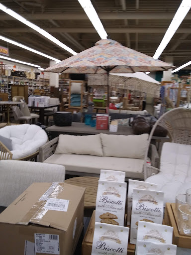 Furniture Store «Cost Plus World Market», reviews and photos, 1725 Maple Ave, Evanston, IL 60201, USA