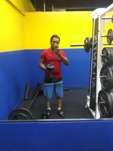 Gym «2XS Fitness Center», reviews and photos, 4619 NW 7th St, Miami, FL 33126, USA