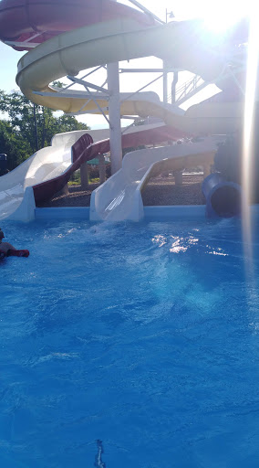 Water Park «Barefoot Bay», reviews and photos, 1461 N Midlothian Rd, Mundelein, IL 60060, USA