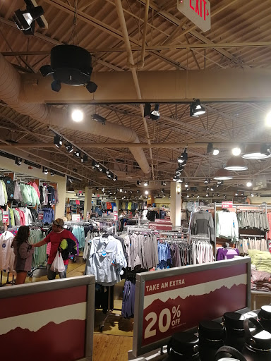 Sportswear Store «Columbia Sportswear Outlet Store - Prime Outlets in Ellenton», reviews and photos, 5661 Factory Shops Blvd #470, Ellenton, FL 34222, USA