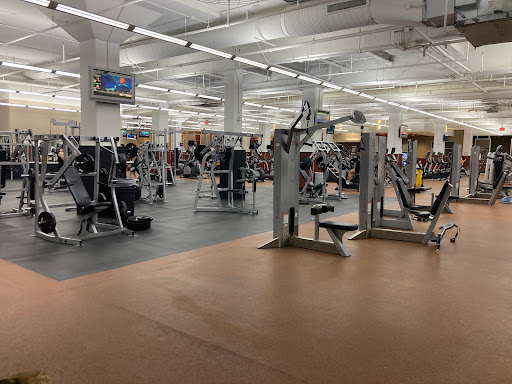 Gym «LA Fitness», reviews and photos, 6200 Little River Turnpike, Alexandria, VA 22312, USA