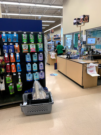 Pet Supply Store «Petco Animal Supplies», reviews and photos, 35860 Chester Rd, Avon, OH 44011, USA