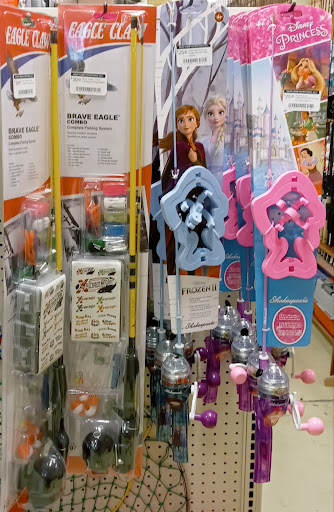 Sporting Goods Store «Base Camp Outfitters», reviews and photos, 300 S 4th St, Newport, PA 17074, USA