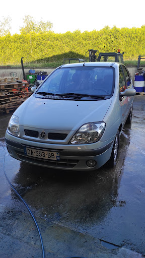 Photo 5 - Jspv Garage