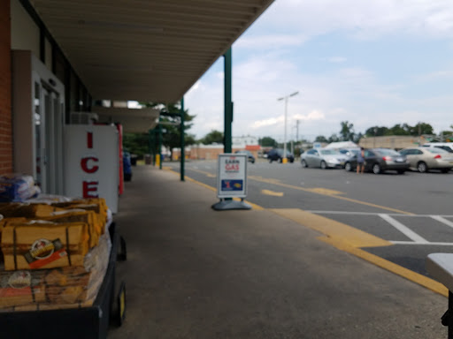 Grocery Store «ACME Markets», reviews and photos, 20 S Delsea Dr, Clayton, NJ 08312, USA