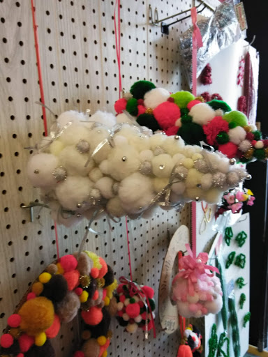 Wedding Store «Mac Craft Market», reviews and photos, 5141 Schaefer Rd, Dearborn, MI 48126, USA